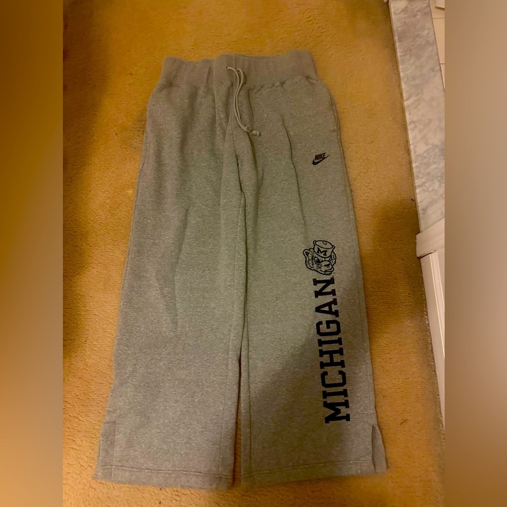 Michigan sweatpants.  XXL. $75